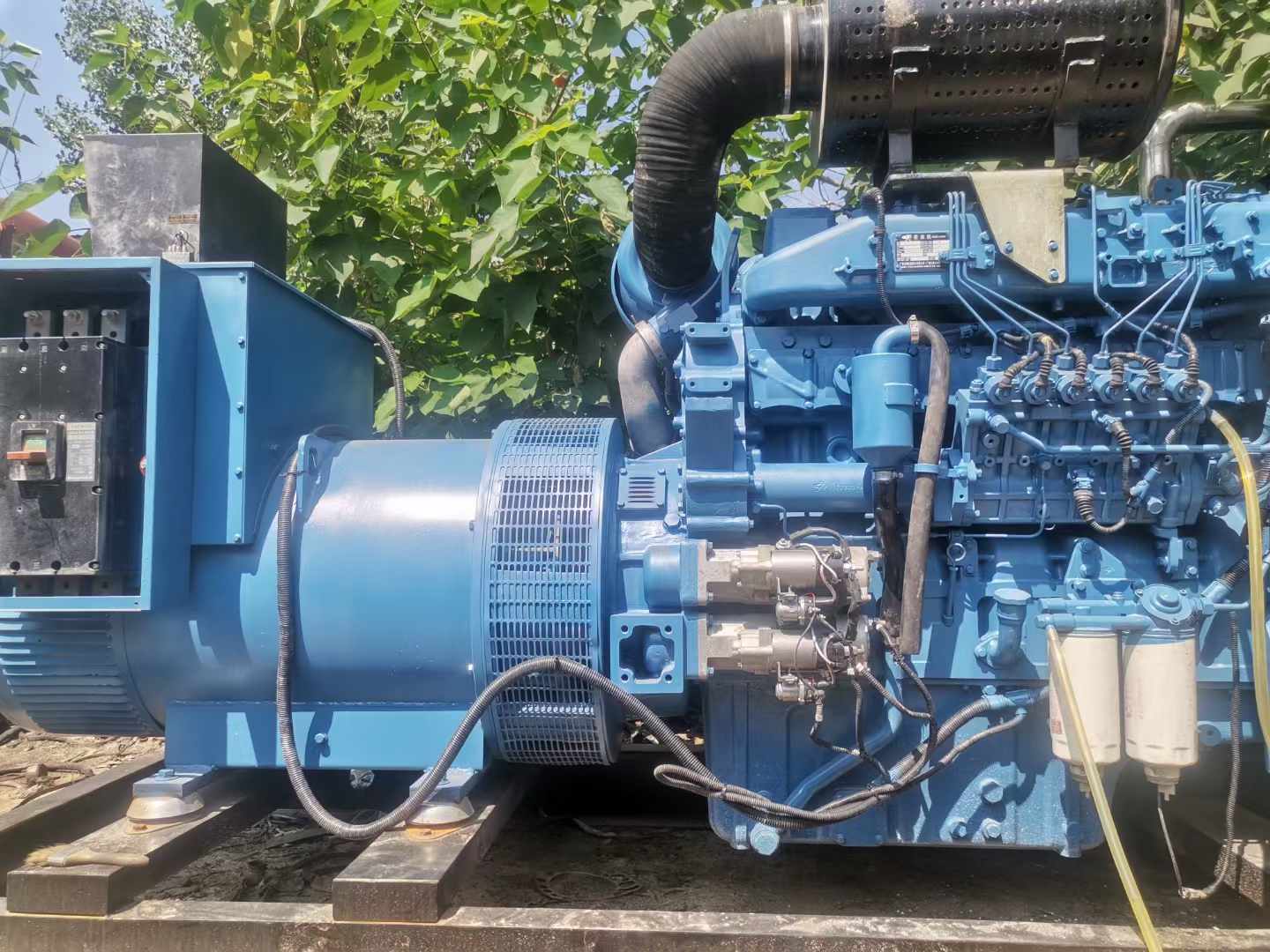 东平详细说明降低 800kW 柴油发电机输出电流波动的方法
